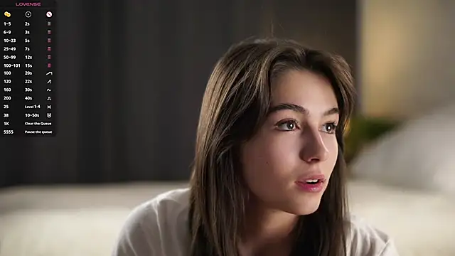 LettySlovacek online show from November 8, 2025, 5:18 am