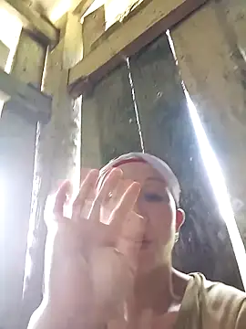 Snapshot of vtmbae chatting on October 2, 2025, 7:59 am vtmbae online show from October 2, 2025, 7:59 am