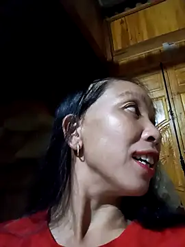 Snapshot of vtmbae chatting on October 10, 2025, 1:54 pm vtmbae online show from October 10, 2025, 1:54 pm