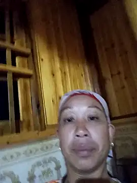 Snapshot of vtmbae chatting on October 21, 2025, 9:59 pm vtmbae online show from October 21, 2025, 9:59 pm