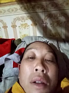 Snapshot of vtmbae chatting on November 18, 2025, 1:48 pm vtmbae online show from November 18, 2025, 1:48 pm