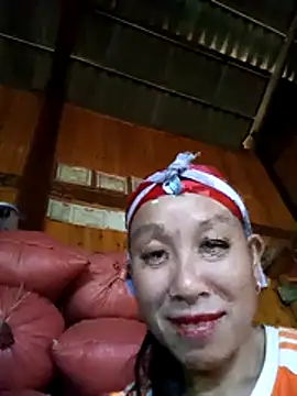 Snapshot of vtmbae chatting on November 28, 2025, 6:16 am vtmbae online show from November 28, 2025, 6:16 am