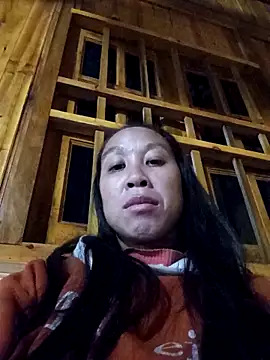 Snapshot of vtmbae chatting on December 1, 2025, 11:15 am vtmbae online show from December 1, 2025, 11:15 am