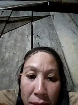 Snapshot of vtmbae chatting on December 4, 2025, 12:58 pm vtmbae online show from December 4, 2025, 12:58 pm