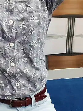 Snapshot of Soni_cute86526 chatting on November 10, 2025, 5:06 am Soni cute86526 online show from November 10, 2025, 5:06 am