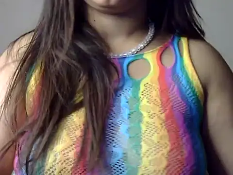 Aaliya02 online show from October 1, 2025, 12:00 pm