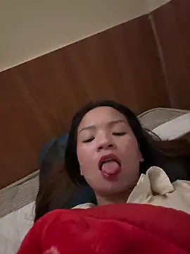    Dorry02    online show from October 11, 2025, 5:17 am