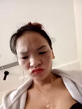    Dorry02    online show from November 1, 2025, 4:36 am