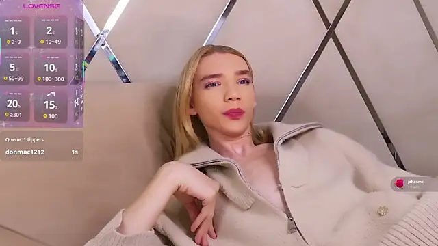 Snapshot of RobertDevine chatting on November 13, 2025, 3:49 am RobertDevine online show from November 13, 2025, 3:49 am