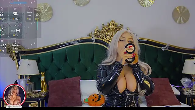 CourtneyRoses online show from October 31, 2025, 6:20 pm