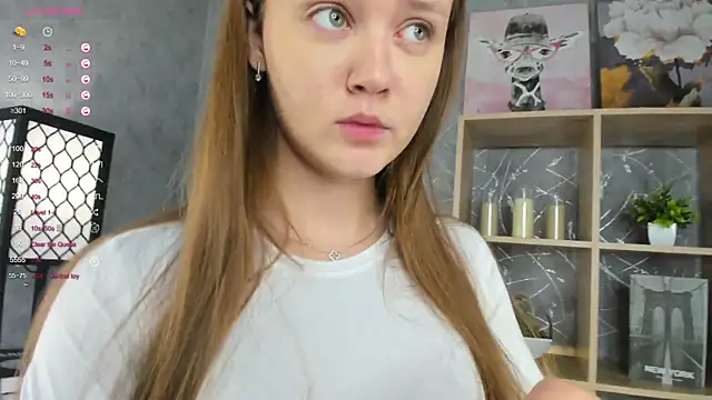 ElenoreReth online show from November 19, 2025, 2:11 am