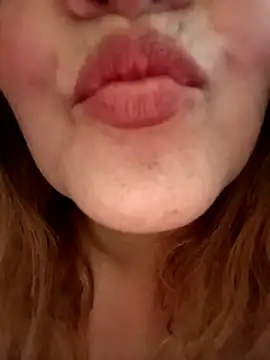 Abby-Blonde online show from December 14, 2025, 1:33 am