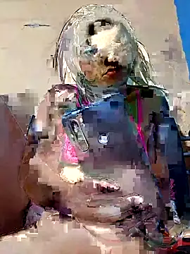 Snapshot of hot-mom22 chatting on November 14, 2025, 12:09 am hot-mom22 online show from November 14, 2025, 12:09 am