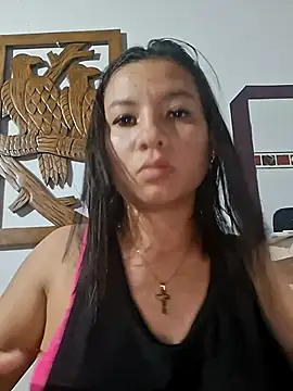 Snapshot of hot-mom22 chatting on November 22, 2025, 10:36 am hot-mom22 online show from November 22, 2025, 10:36 am