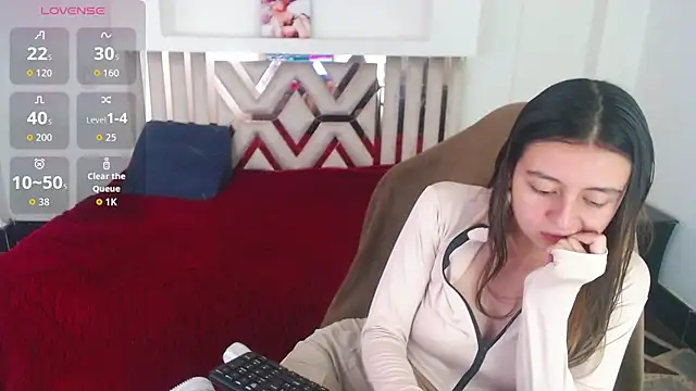 lala clark online show from November 27, 2025, 12:29 pm