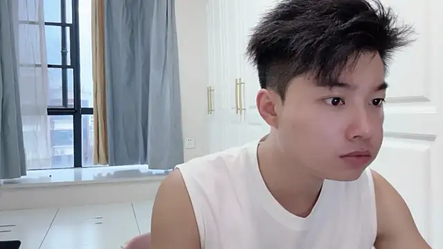 Snapshot of xwen2020 chatting on September 24, 2025, 10:24 pm xwen2020 online show from September 24, 2025, 10:24 pm