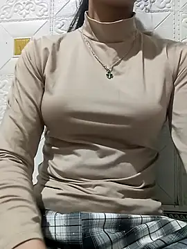 Snapshot of Lover-loverxx chatting on November 14, 2025, 12:04 pm Lover-loverxx online show from November 14, 2025, 12:04 pm