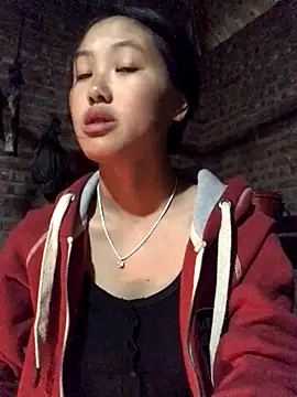 Mai lovely online show from November 3, 2025, 11:48 pm