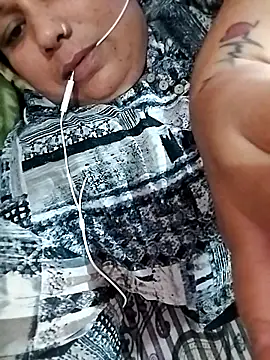 Snapshot of Punjabi_Jatni chatting on October 24, 2025, 5:20 pm Punjabi Jatni online show from October 24, 2025, 5:20 pm