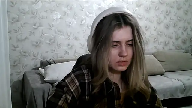 Snapshot of JerrieLoosle chatting on October 12, 2025, 3:55 pm JerrieLoosle online show from October 12, 2025, 3:55 pm