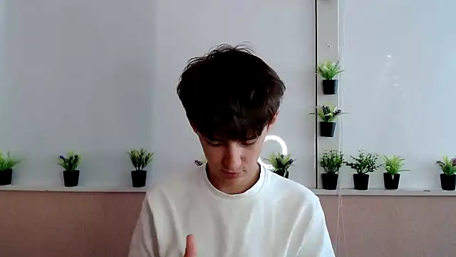 Snapshot of Hoot_Dude_ chatting on October 14, 2025, 11:55 am Hoot Dude  online show from October 14, 2025, 11:55 am