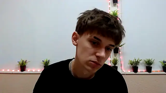 Snapshot of Hoot_Dude_ chatting on October 27, 2025, 2:21 pm Hoot Dude  online show from October 27, 2025, 2:21 pm