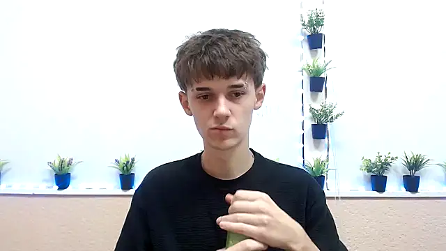 Snapshot of Hoot_Dude_ chatting on October 29, 2025, 2:30 pm Hoot Dude online show from October 29, 2025, 2:30 pm