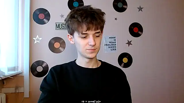 Snapshot of Hoot_Dude_ chatting on November 11, 2025, 1:44 pm Hoot Dude online show from November 11, 2025, 1:44 pm