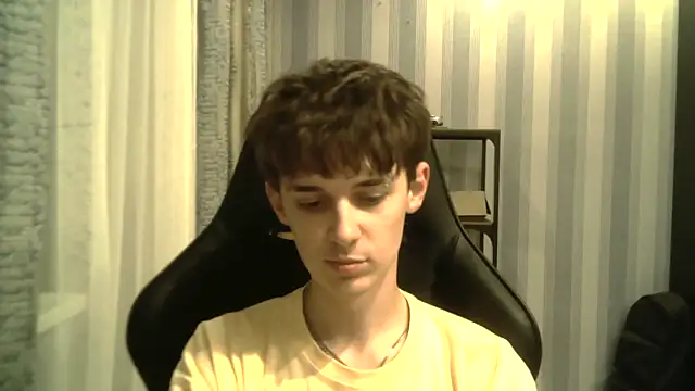 Snapshot of Hoot_Dude_ chatting on November 26, 2025, 3:13 pm Hoot Dude online show from November 26, 2025, 3:13 pm