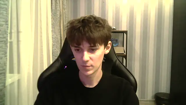 Snapshot of Hoot_Dude_ chatting on November 27, 2025, 3:14 pm Hoot Dude online show from November 27, 2025, 3:14 pm