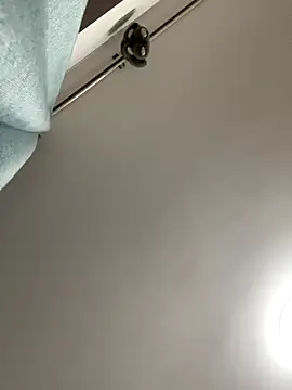 Snapshot of Momo-9988 chatting on October 18, 2025, 11:44 am Momo-9988 online show from October 18, 2025, 11:44 am