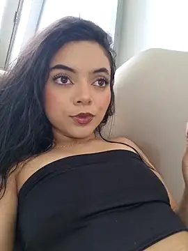 Snapshot of AriaBelles chatting on October 14, 2025, 6:20 pm AriaBelles online show from October 14, 2025, 6:20 pm