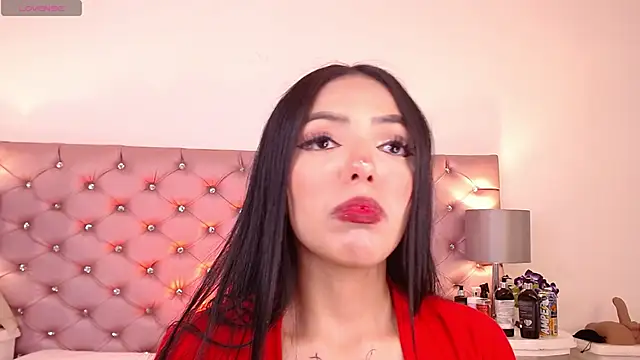 Liv20  online show from December 1, 2025, 12:48 am