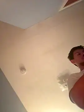 juanjR11 online show from November 19, 2025, 3:28 am