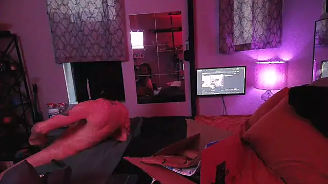 Snapshot of hungbot chatting on October 25, 2025, 9:31 pm hungbot online show from October 25, 2025, 9:31 pm