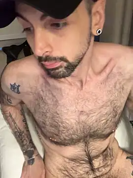 Snapshot of hungbot chatting on November 26, 2025, 7:59 pm hungbot online show from November 26, 2025, 7:59 pm