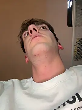 pttvnvkka online show from September 24, 2025, 7:28 pm