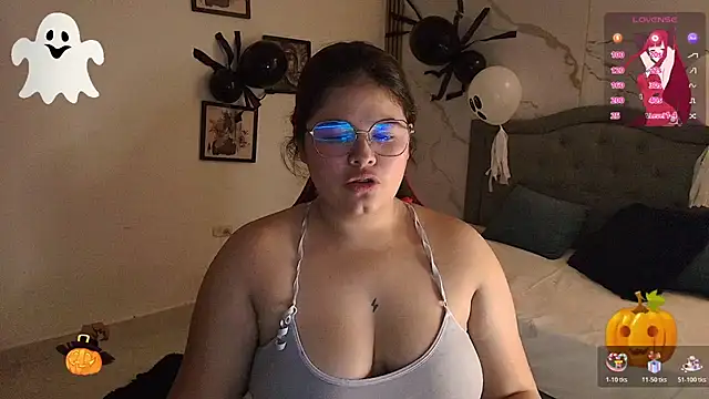 Snapshot of Nina_Rouge7 chatting on November 2, 2025, 1:57 pm Nina Rouge7 online show from November 2, 2025, 1:57 pm