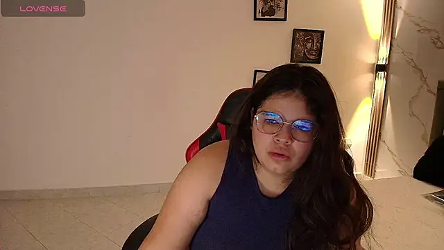 Snapshot of Nina_Rouge7 chatting on November 7, 2025, 11:21 am Nina Rouge7 online show from November 7, 2025, 11:21 am