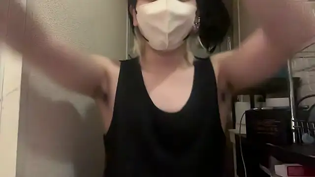 Snapshot of tora3220 chatting on October 6, 2025, 1:52 pm tora3220 online show from October 6, 2025, 1:52 pm