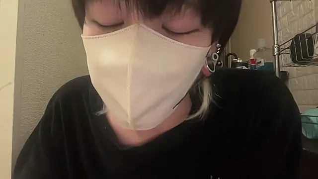 Snapshot of tora3220 chatting on October 26, 2025, 1:50 pm tora3220 online show from October 26, 2025, 1:50 pm