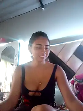 Snapshot of NileveSantanna chatting on September 27, 2025, 9:09 pm NileveSantanna online show from September 27, 2025, 9:09 pm