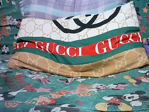 Snapshot of Ella_marie14 chatting on November 23, 2025, 7:19 am Ella marie14 online show from November 23, 2025, 7:19 am