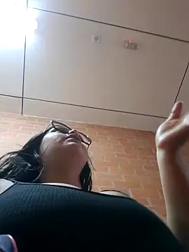 Snapshot of carly_crazy_student chatting on September 29, 2025, 9:52 pm carly crazy student online show from September 29, 2025, 9:52 pm