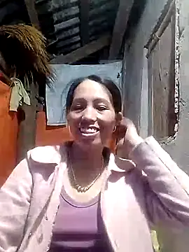 Sera sexy01 online show from November 3, 2025, 7:37 pm