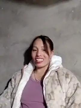 Sera sexy01 online show from December 1, 2025, 2:05 am