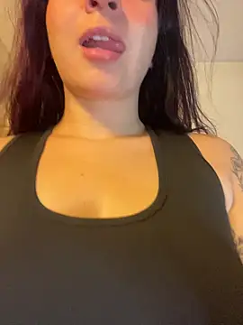 came lia1 online show from November 13, 2025, 3:05 am