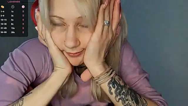 Snapshot of KandaceMassanelli chatting on October 8, 2025, 9:29 am KandaceMassanelli online show from October 8, 2025, 9:29 am