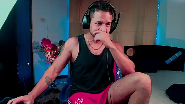 Snapshot of LucasGaeel chatting on October 30, 2025, 11:22 am LucasGaeel online show from October 30, 2025, 11:22 am