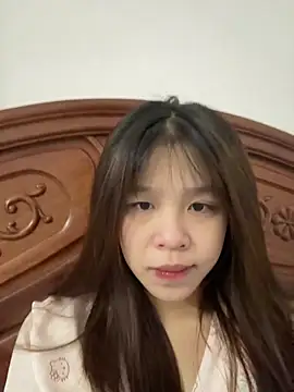 Hanaa07  online show from December 19, 2025, 1:01 am